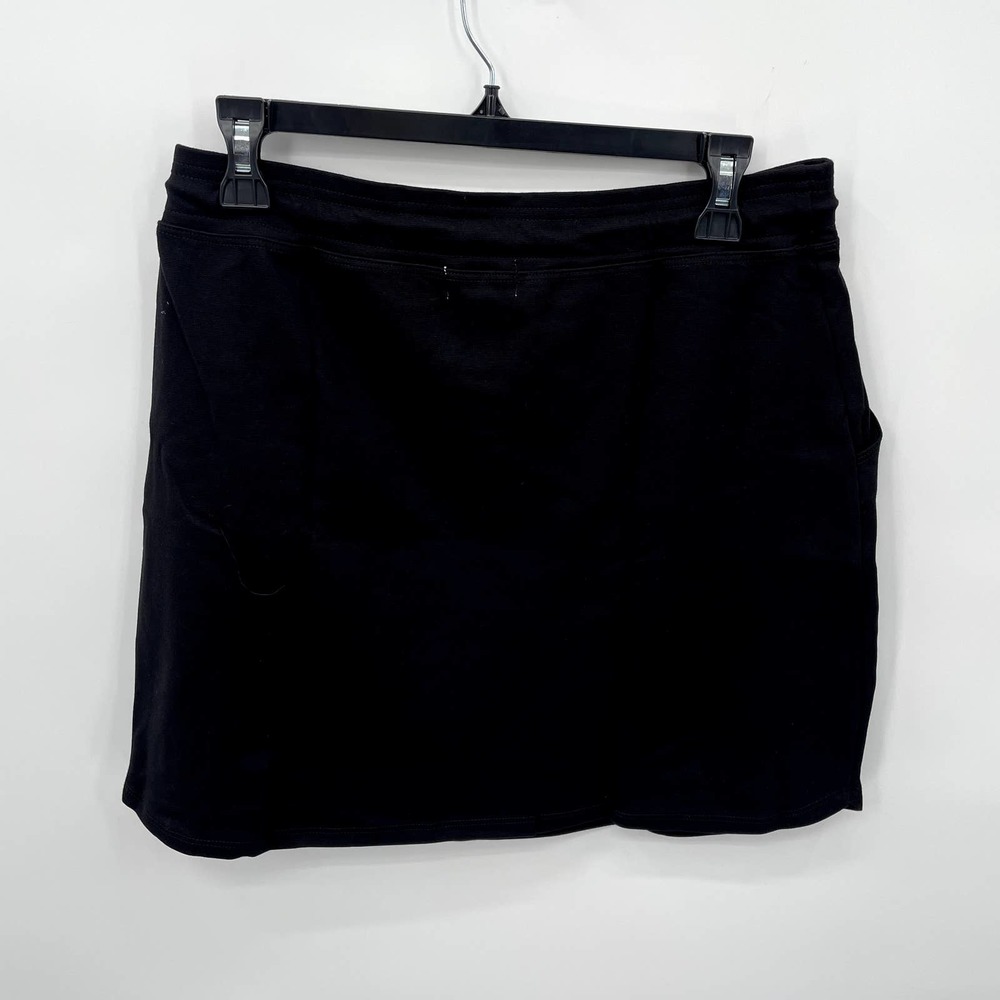 SUNDRY FOR EVEREVE Sunday Skirt with Bungee Drawcord in Black // 3 (L) - Picture 10 of 10